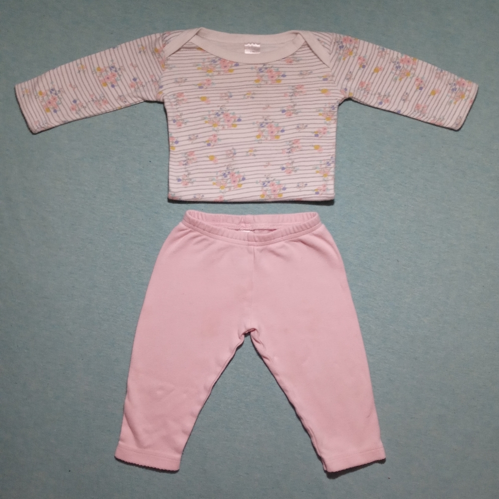 Carter's/baby kiss 2 piece outfit